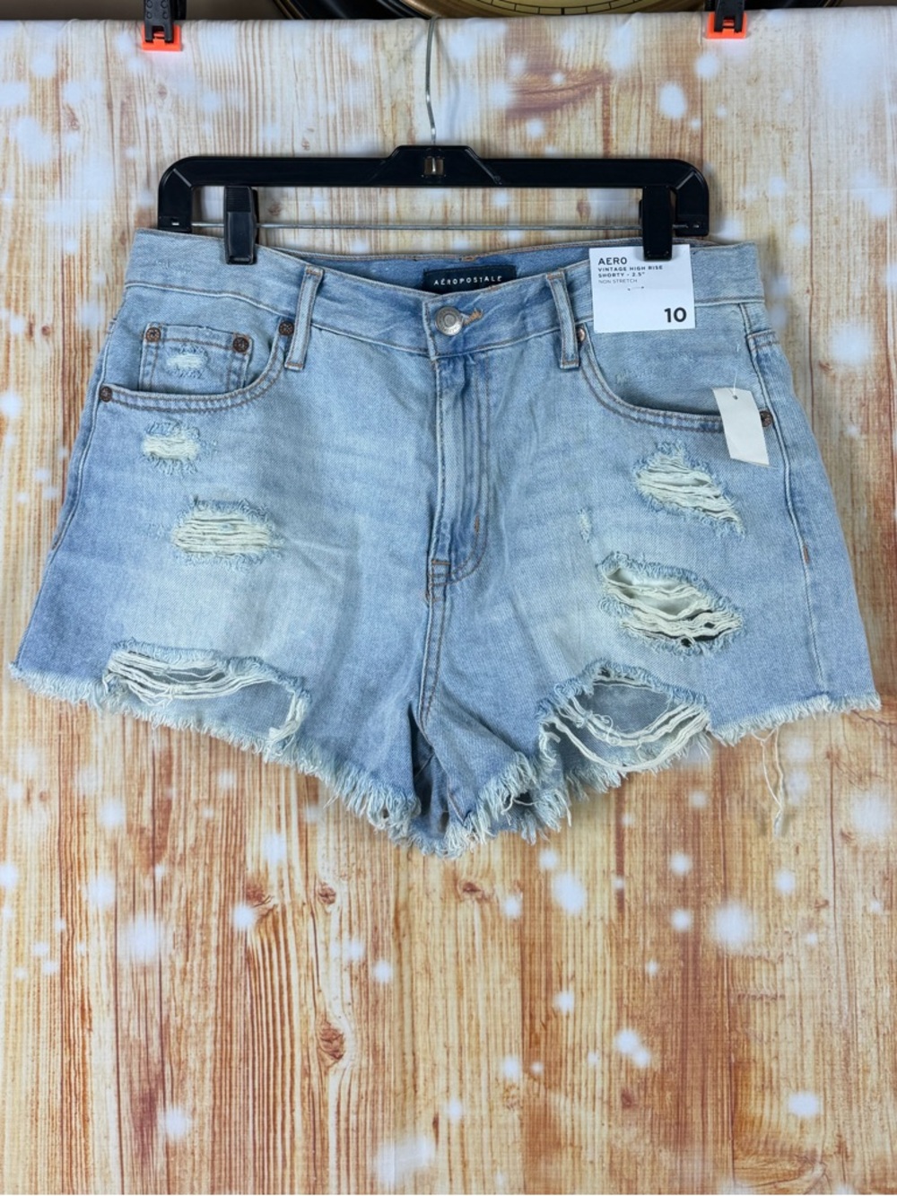 AEROPOSTALE Light Wash Distressed Denim Shorts